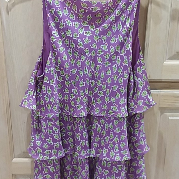 🥰Rafaella tiered flounce top - Picture 6 of 6